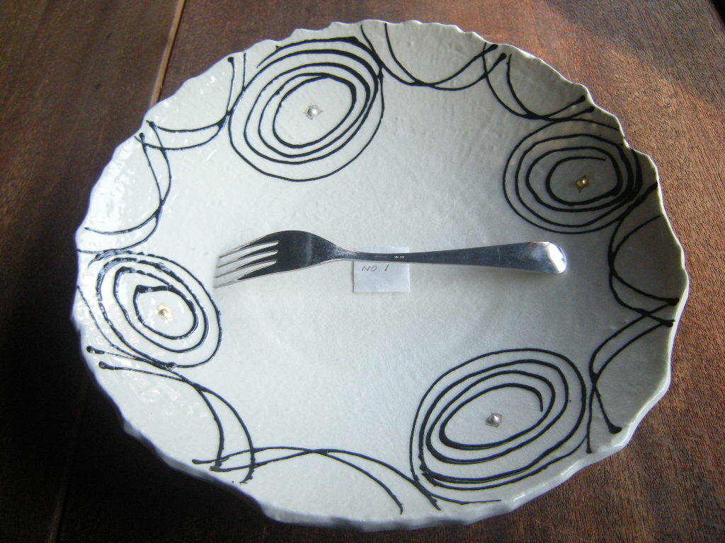 Restaurant tableware◇Limited stock [New * Discontinued] Hand-painted crazing, gold and silver swirl oval large plate (30cm x 29cm x 7cm) 1 piece *Great find*1, Japanese tableware, dish, platter