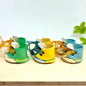 革細工 ミニチュア丸ブーツ 一足 miniature boots.