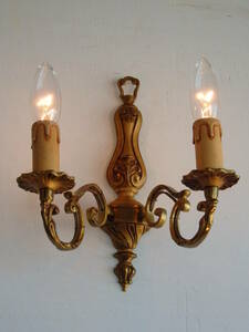 フランスアンティーク　ランプ　電球付　ブラケット　2灯　ブロンズ　青銅　キャンドル　ゴールド　照明　蚤の市　電気　蝋燭