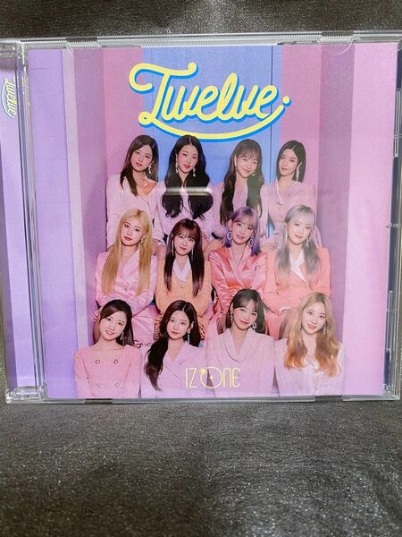 IZ*ONE 日本1stアルバム「Twelve」WIZ*ONE盤