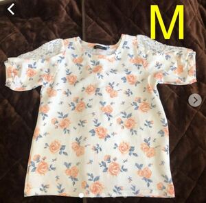 薔薇柄 Tシャツ 肩レース M