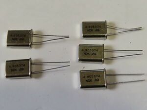 【未使用】クリスタルオシレータ 水晶発振子 4.905374MHz ５個まとめて