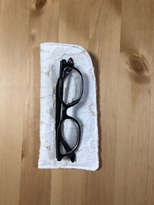 ハンドメイド マーガレット刺繍生地使用メガネケース