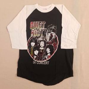 魅惑のバンドT特集! 80sデッドストック『QUIET RIOT クワイエット・ライオット』ツアーラグランTシャツ パキスタン製 黒×白 M／パキ綿