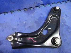  Peugeot 207 CC A7C5FW right front lower arm mileage : 41,100Km [7023]