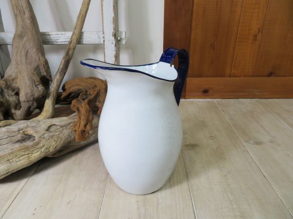 昭和レトロ 花瓶の値段と価格推移は?|1,645件の売買情報を集計した ...