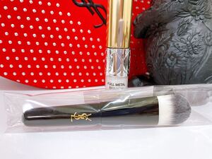 YSL アイシャドウ・ファンデーションブラシ