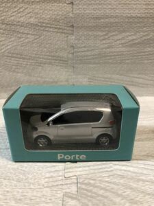 トヨタ ポルテ Porte プルバック カラーサンプル ミニカー 非売品 シルバー