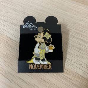エレガントミニー(黄)NOVEMBERの海外ディズニーピンバッジ★美品