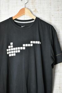 ☆US古着 NIKE ナイキ DRI-FIT スポーツ 速乾 Tシャツ デザインプリント ブラック黒【L】コットンポリ　　　　　◆2961◆