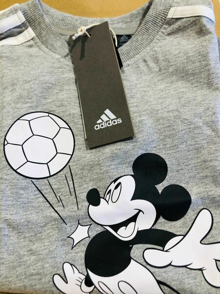 新品未使用　アディダス ミッキーマウス　サッカー　Tシャツ グレー　140