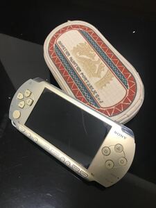 PSP(PlayStationPortable)本体、ケース1個、ソフト5本セット