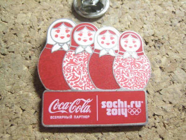 免税送料無料 CocaCola コカコーラ　ピンバッジ　ピンバッチ　day8 オリンピック 雑貨