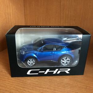 トヨタ　C-HR 非売品ミニカー　ブルーメタリックプルバックカー