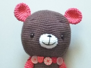 Art hand Auction *room 183*あみぐるみ*赤い耳のくまさん*ハンドメイド*手作り*ボタン*いろいろ*, おもちゃ, ゲーム, ぬいぐるみ, あみぐるみ