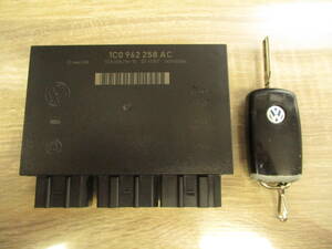 *VW New Beetle latter term door lock computer keyless key attaching operation has been confirmed .. letter pack post service shipping postage 520 jpy *
