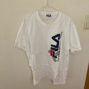 フィラTシャツ