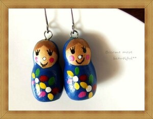 * unused * navy color. natural wood / wooden * kokeshi ormatoryo- deer. sama . pretty person type earrings *70