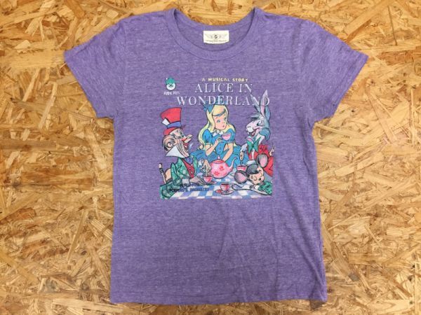 ヤフオク! -不思議の国のアリス tシャツの中古品・新品・未使用品一覧
