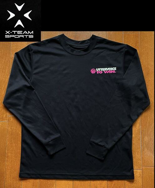 ★X-TEAM SPORTS エックス チームスポーツ★さらっと着心地!バックプリントがポイント!メンズU首長袖シャツ/M