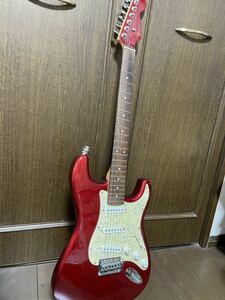 .. винт . электрогитара Fender Stratocaster модель 