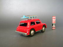 Morris Mini Cooper ★★ミニクーパー&サーフボード !! 赤 8.2㎝ 日本製 絶版限定 toys club フリクション走行 ★★未使用 デッドストック_画像9