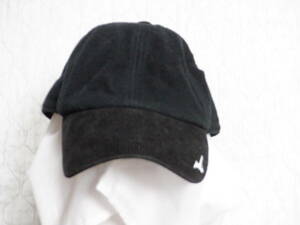 ミズノ株式会社　 Mizuno GOLF 　帽子　キャップ　　黒　厚手の生地　　フリーサイズ　　美品