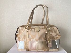 COACH コーチ ハンドバッグ チャーム付き