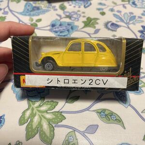 Maisto マイスト シトロエン 2CV ミニカー 保管品 箱付き 