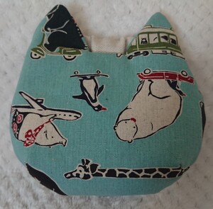 ねこバネポーチ ハンドメイド