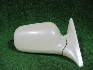  Toyota Vista SV30 door mirror right used white 7 pin manual retractable junk treatment 210488