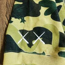 KAWS カウズ 半袖スウェット Tシャツ APE BAPE エイプ A BATHING APE_画像3