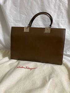 値下げ！Ferragamo ハンドバッグ ショルダーバッグ