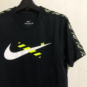 NIKE NSW スウッシュ Tシャツ 黒 ブラック ボルト M ナイキ スポーツウェア 半袖 ジャージ 肩ライン CT7010-010