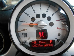 BMW Mini Cooper MF16 R56 original tachometer operation has been confirmed 