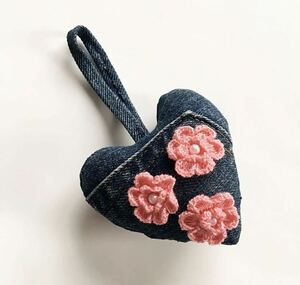 * free shipping * new goods Denim charm hand made Denim remake key holder Heart bag charm 