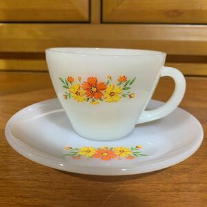 [21052804HT]fire king/ Fire King / milk glass /milkglas/ premium series / pansy / cup & saucer / 2