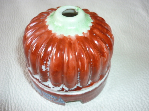 ■希少 美品 1920年頃（大正時代）！NOZAKI社製 碍子（がいし） 陶器 『菊型 赤 上部うす緑 染付』