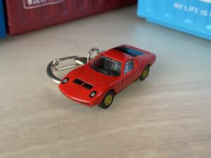 ● ◎ Lamborghini Miura Red Mini Holder ① ① ● Оригинальные обработанные автомобильные аксессуары Миникар ручной работы Lamborghini