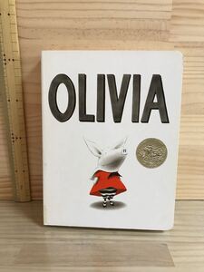 OLIVIA 洋書絵本