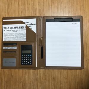 A4サイズ クリップバインダー クリップボード 両開き 電卓付 ブラウン