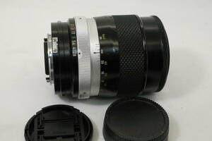 良品 ニコン NIKON NIKKOR-Q Auto 135mm F2.8 フード内蔵しています。