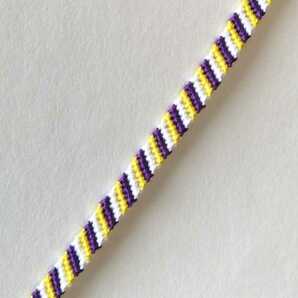 ★即決★斜め編み《紫×黄×白》ハンドメイドミサンガの画像2