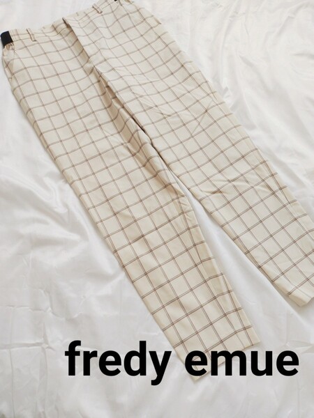 fredy emue チェックテーパードパンツ