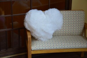 bl158【Blytheカスタム】人形＆ブライスの、ハート型ふんわり柔らかクッション枕（ホワイト）