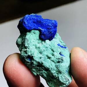 ラオス産球状藍銅鉱・33g（ラオス産鉱物標本）