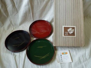 京都/漆器のアソベ/銘々ミニ盆/３個/松葉/菓子皿/銘々皿