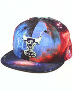 New Era ニューエラ NBA Chicago Bulls シカゴ ブルズ Galaxy (暗闇で光るロゴ) キャップ Size 7 1/8