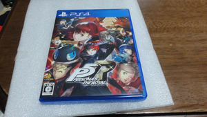 ●PS4 ペルソナ5 ザ・ロイヤル 美品 PERSONA5 ロイヤル●