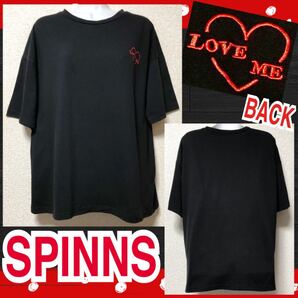 【SPINNS】ワンポイント刺繍入Tシャツ